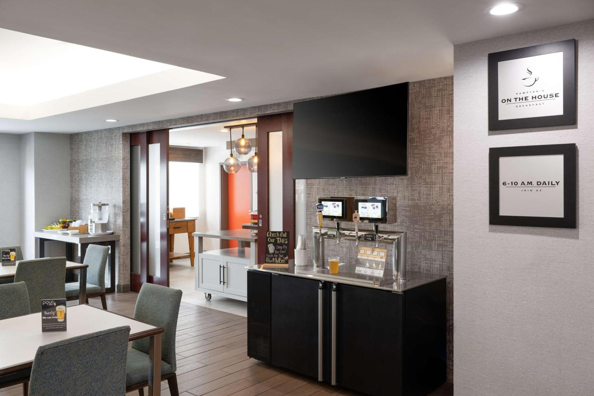 Hampton Inn Seekonk Eksteriør bilde